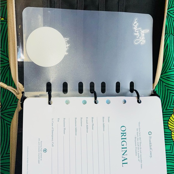 Franklin Covey Tan Camouflage-Print Classic 3-Ring Planner - Picture 10 of 11